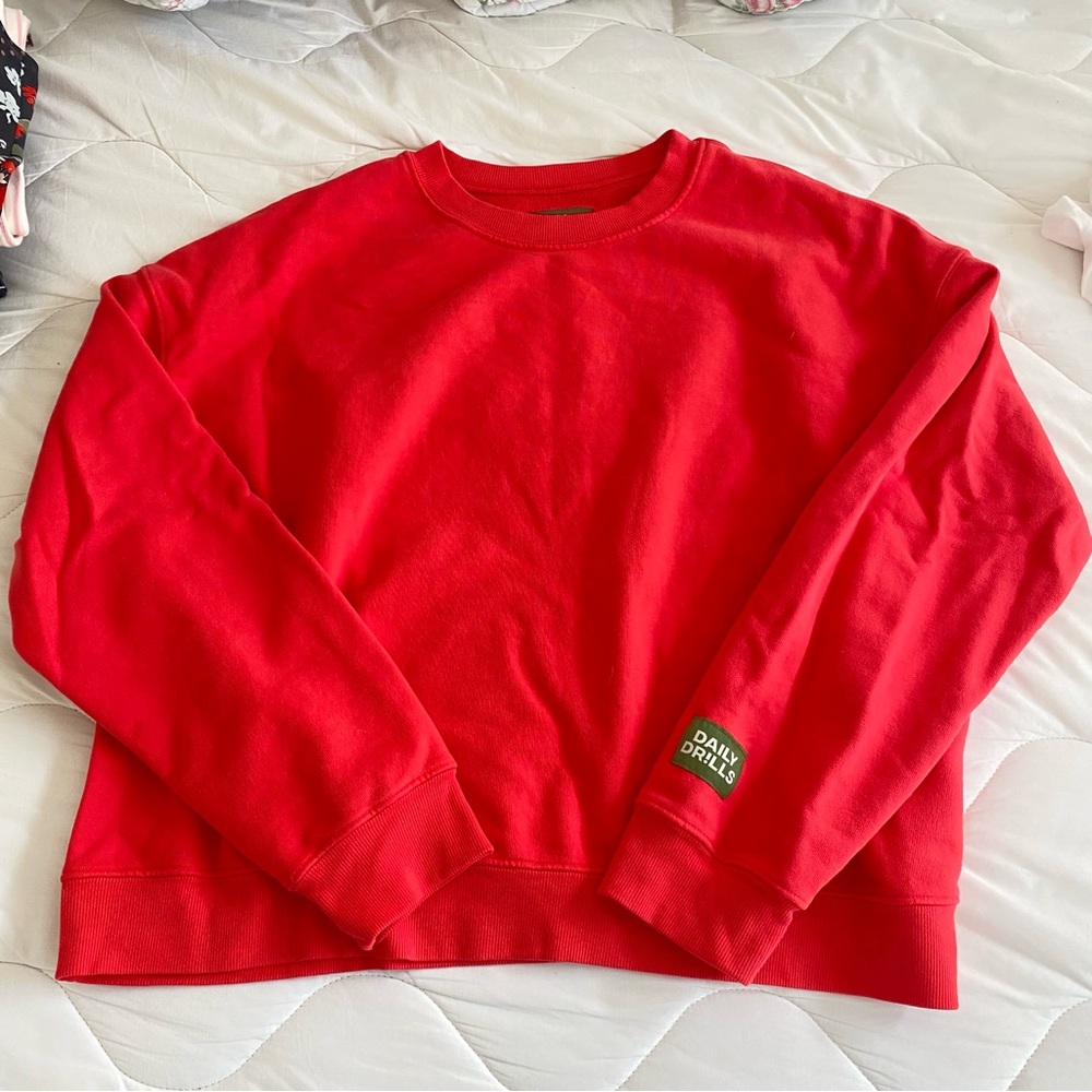 Daily Drills heart crewneck